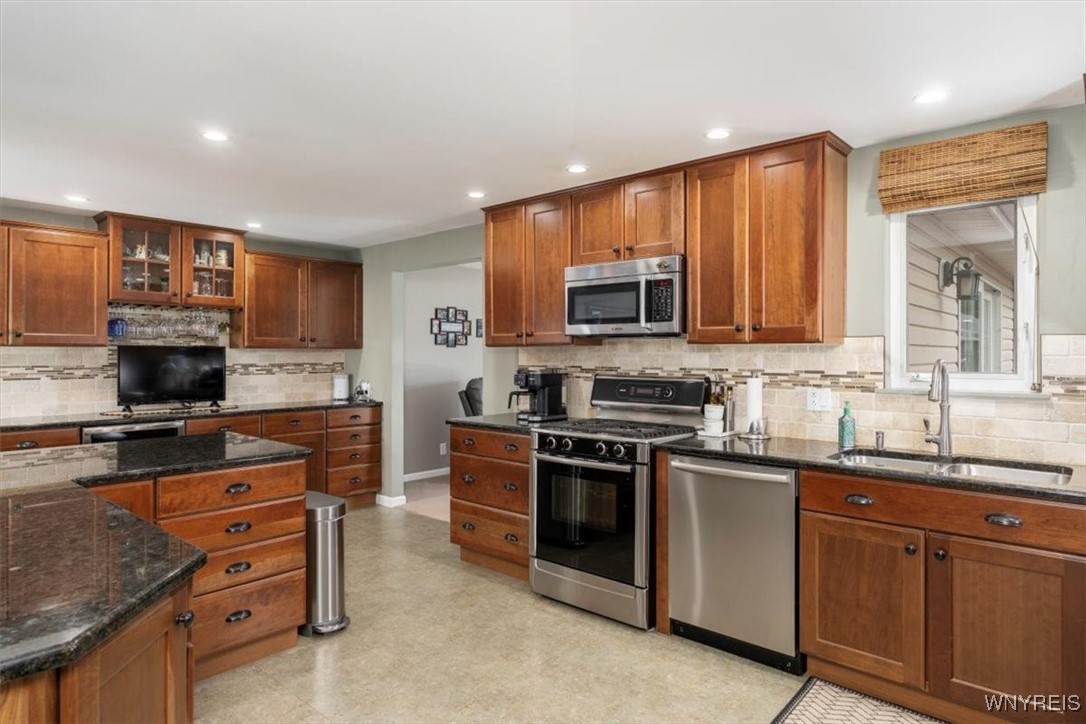 68 Dover Drive West Seneca, NY 14224 - Photo 5 of 22