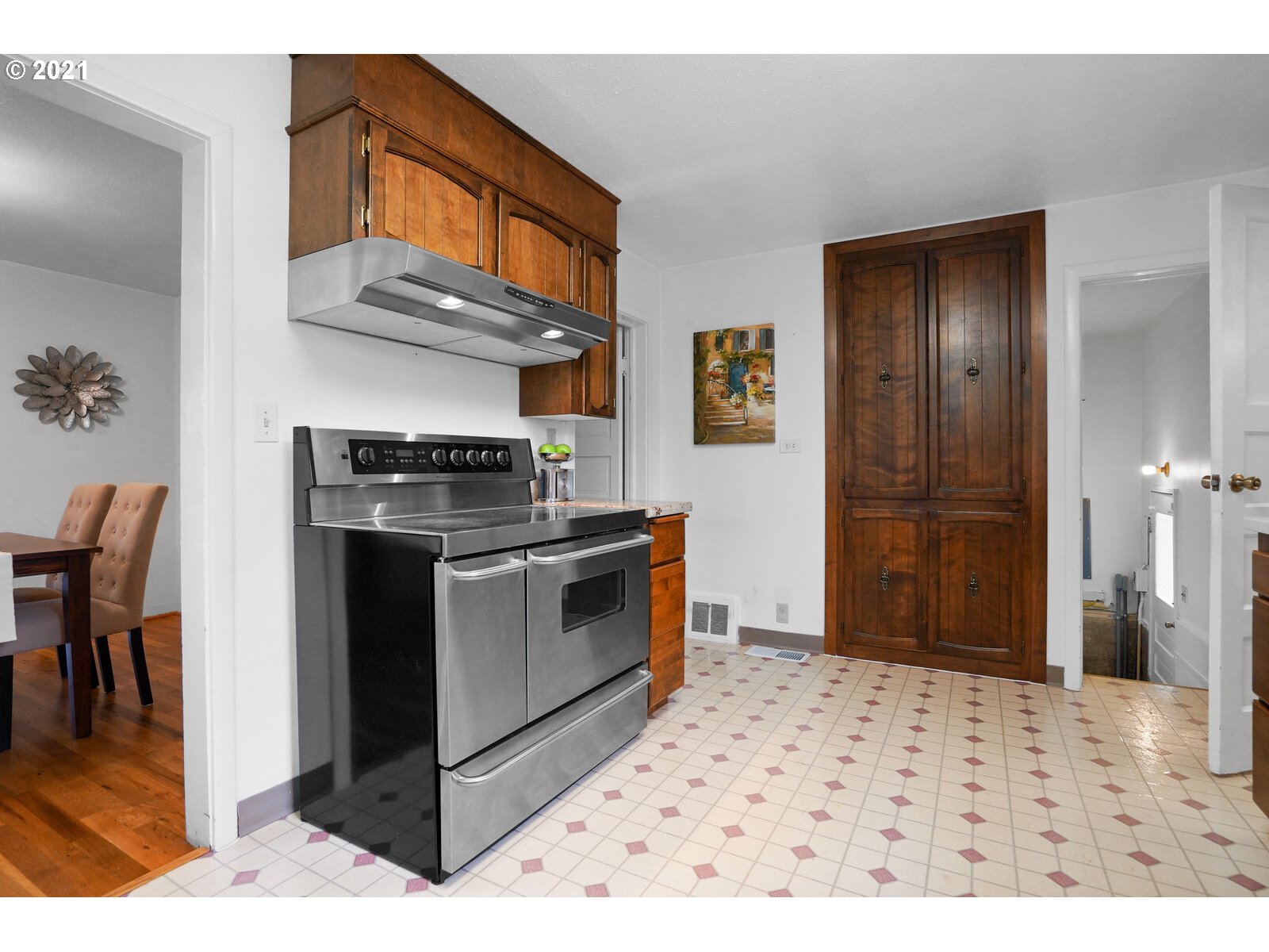 34690 Riverside Drive Albany, OR 97321 - Photo 13 of 32 Gallery Image 13