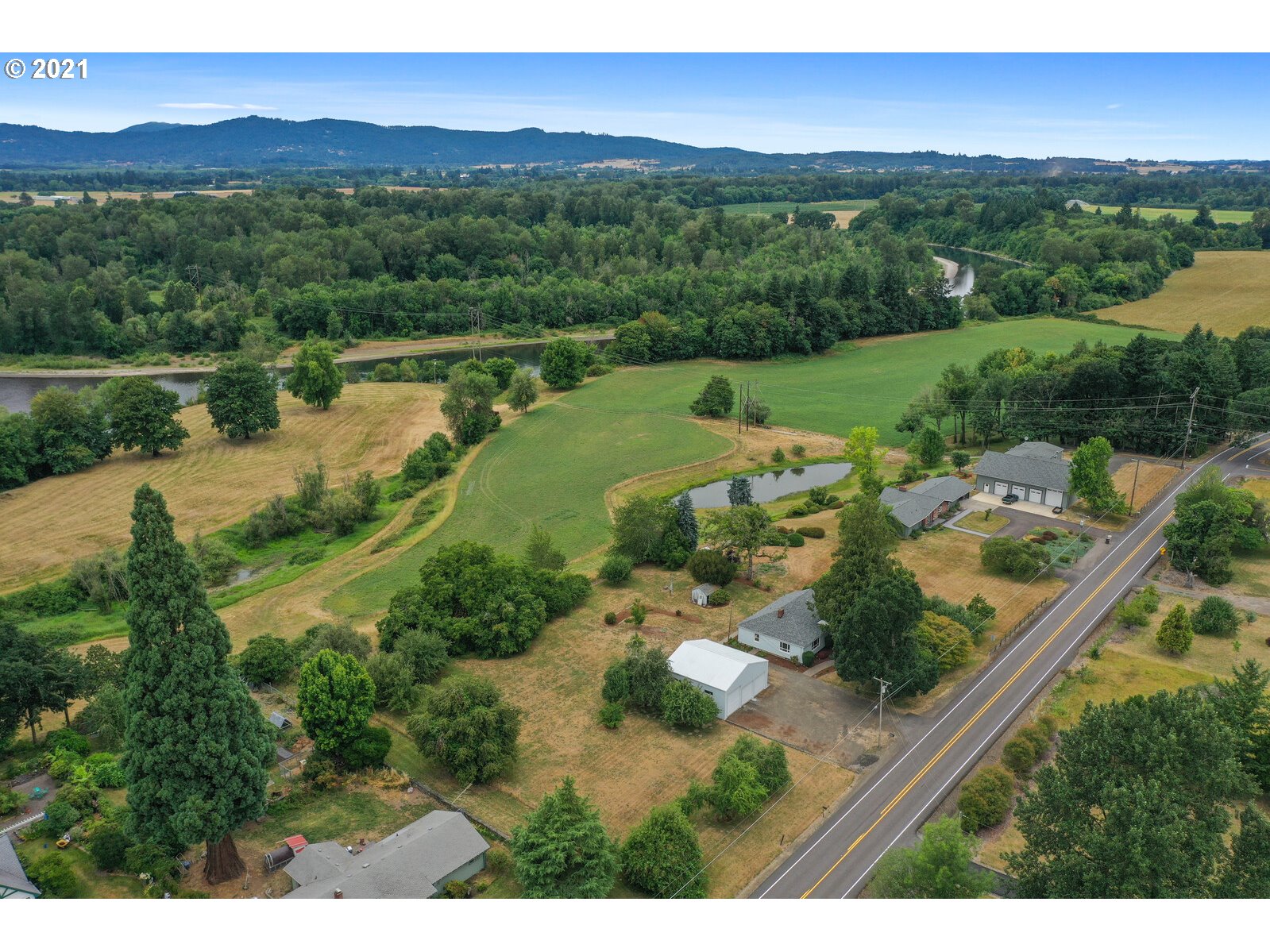 34690 Riverside Drive Albany, OR 97321 - Photo 32 of 32 Gallery Image 32