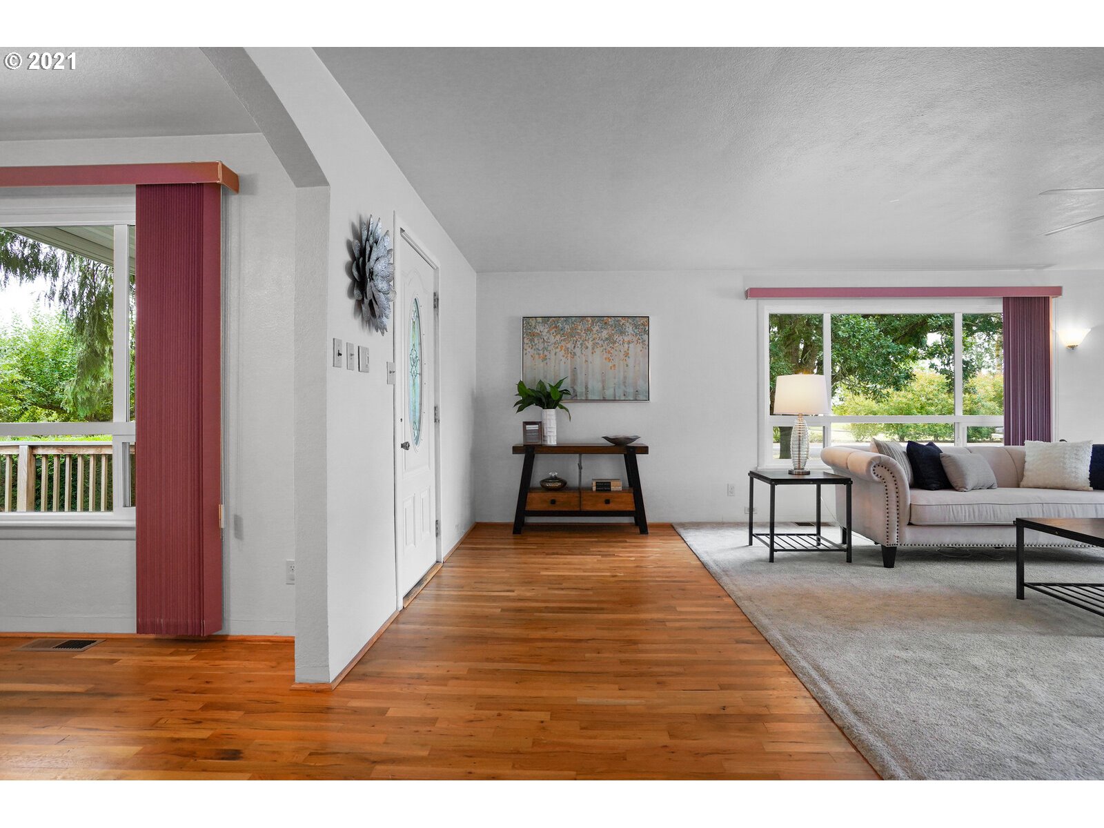34690 Riverside Drive Albany, OR 97321 - Photo 5 of 32 Gallery Image 5