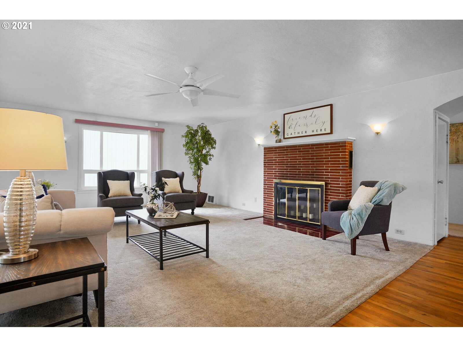34690 Riverside Drive Albany, OR 97321 - Photo 6 of 32 Gallery Image 6