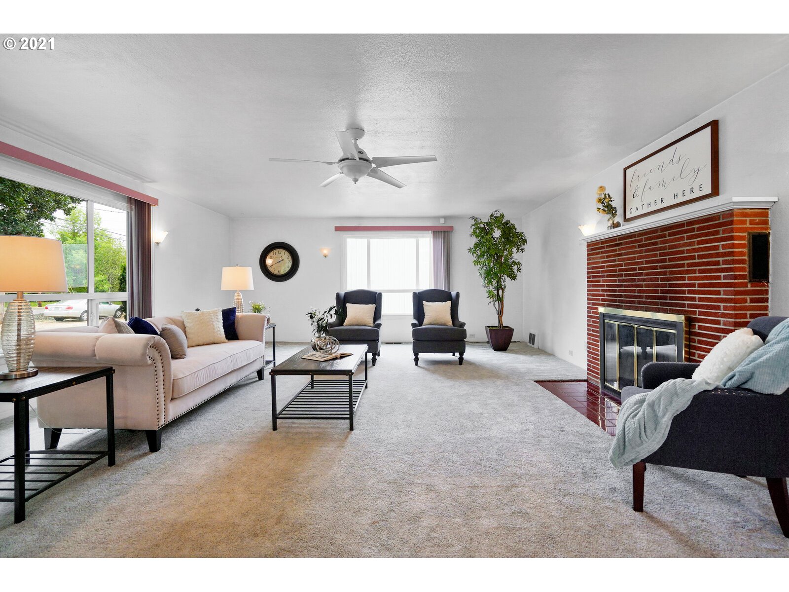 34690 Riverside Drive Albany, OR 97321 - Photo 7 of 32 Gallery Image 7