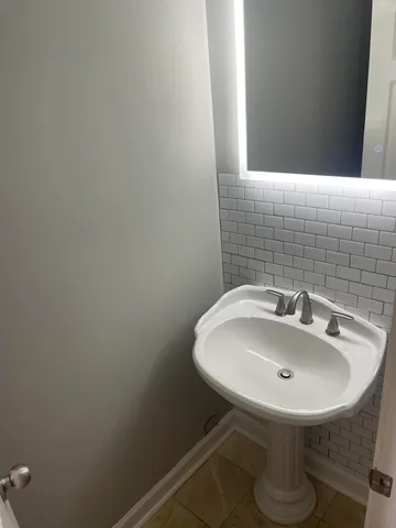 $2,595 | 7975 Squirrel Wood Court, Ooltewah, TN 37363