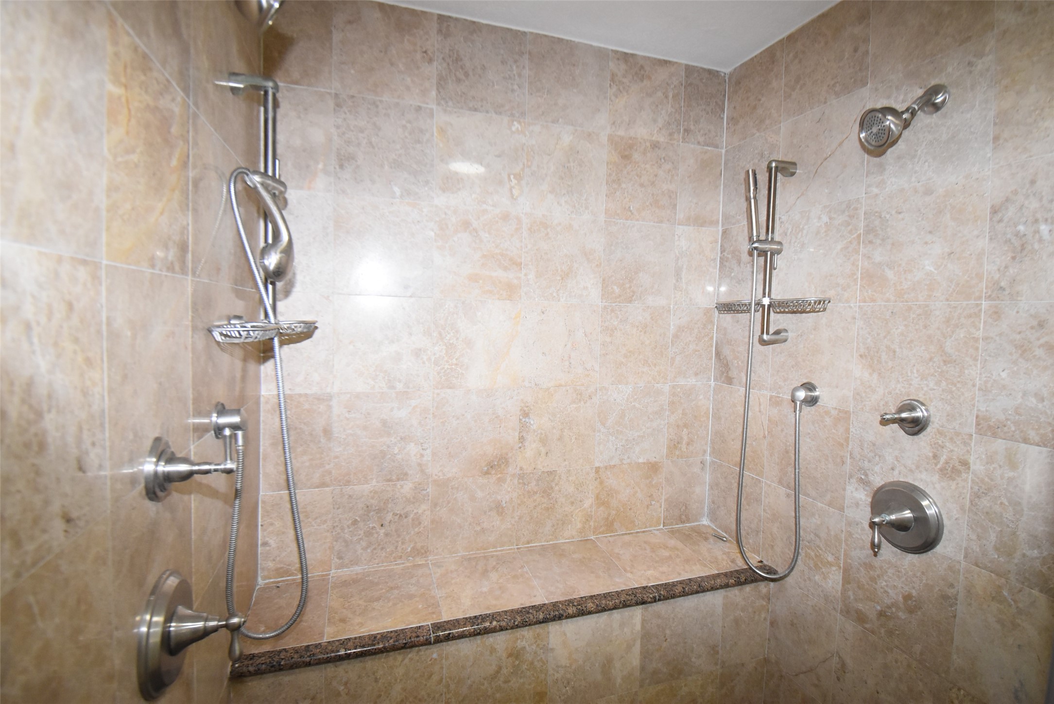 82 Harbor Lane Kemah, TX 77565 - Photo 22 of 33 a bathroom with a shower