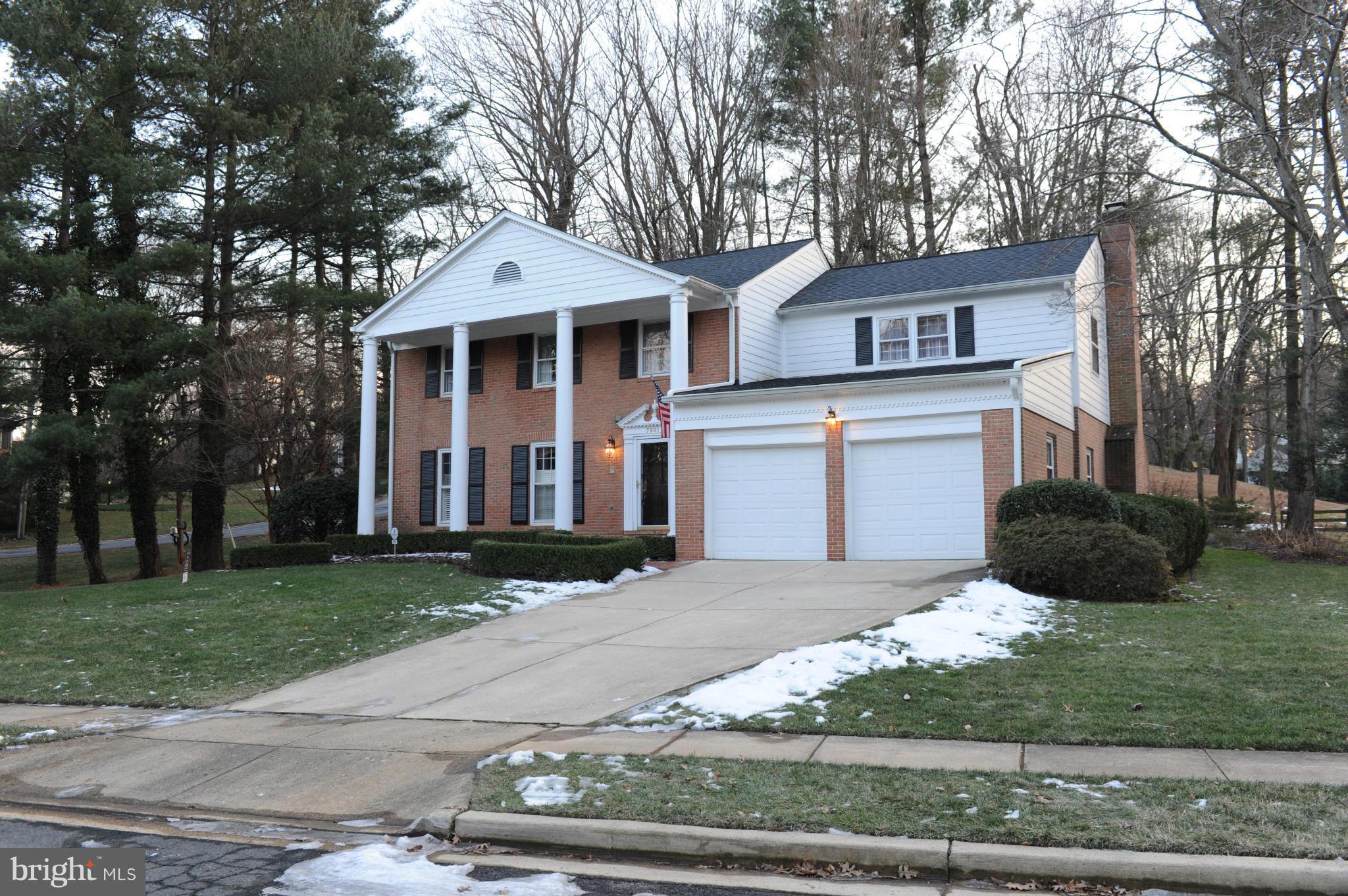 7801 Foxhound Road McLean, VA 22102 - Photo 1 of 30 Exterior (Front)