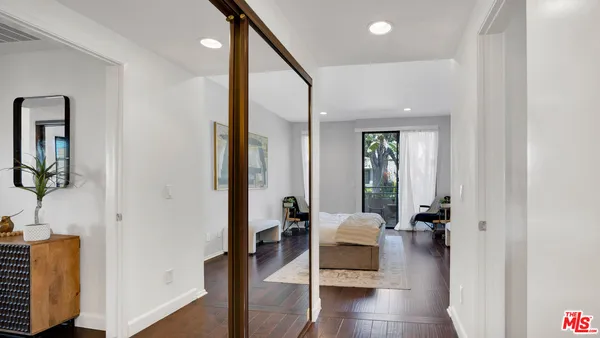 $675,000 | 13920 Moorpark Street, Unit 106, Sherman Oaks, CA 91423