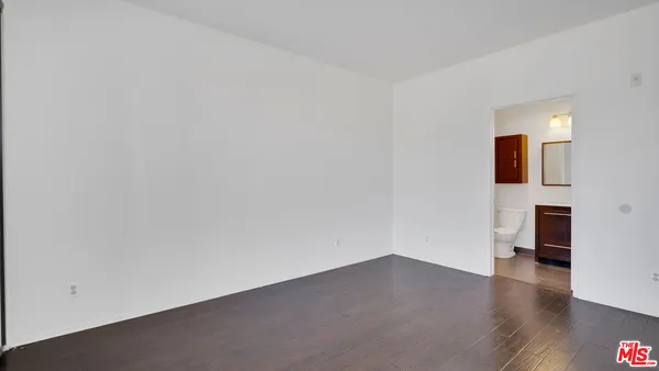 $675,000 | 13920 Moorpark Street, Unit 106, Sherman Oaks, CA 91423