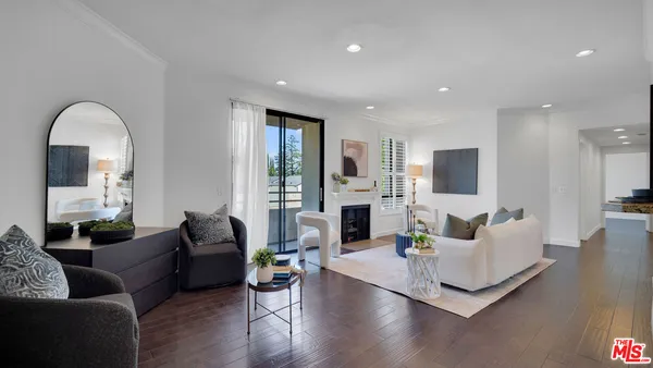 $675,000 | 13920 Moorpark Street, Unit 106, Sherman Oaks, CA 91423