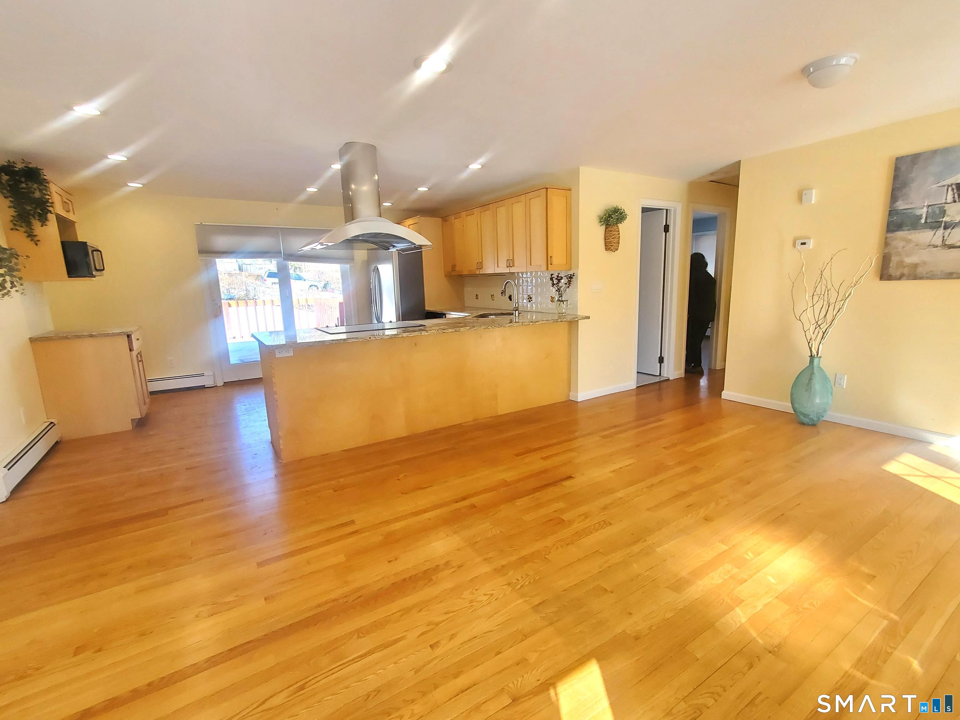 42 County Street Norwalk, CT 06851 - Photo 2 of 23