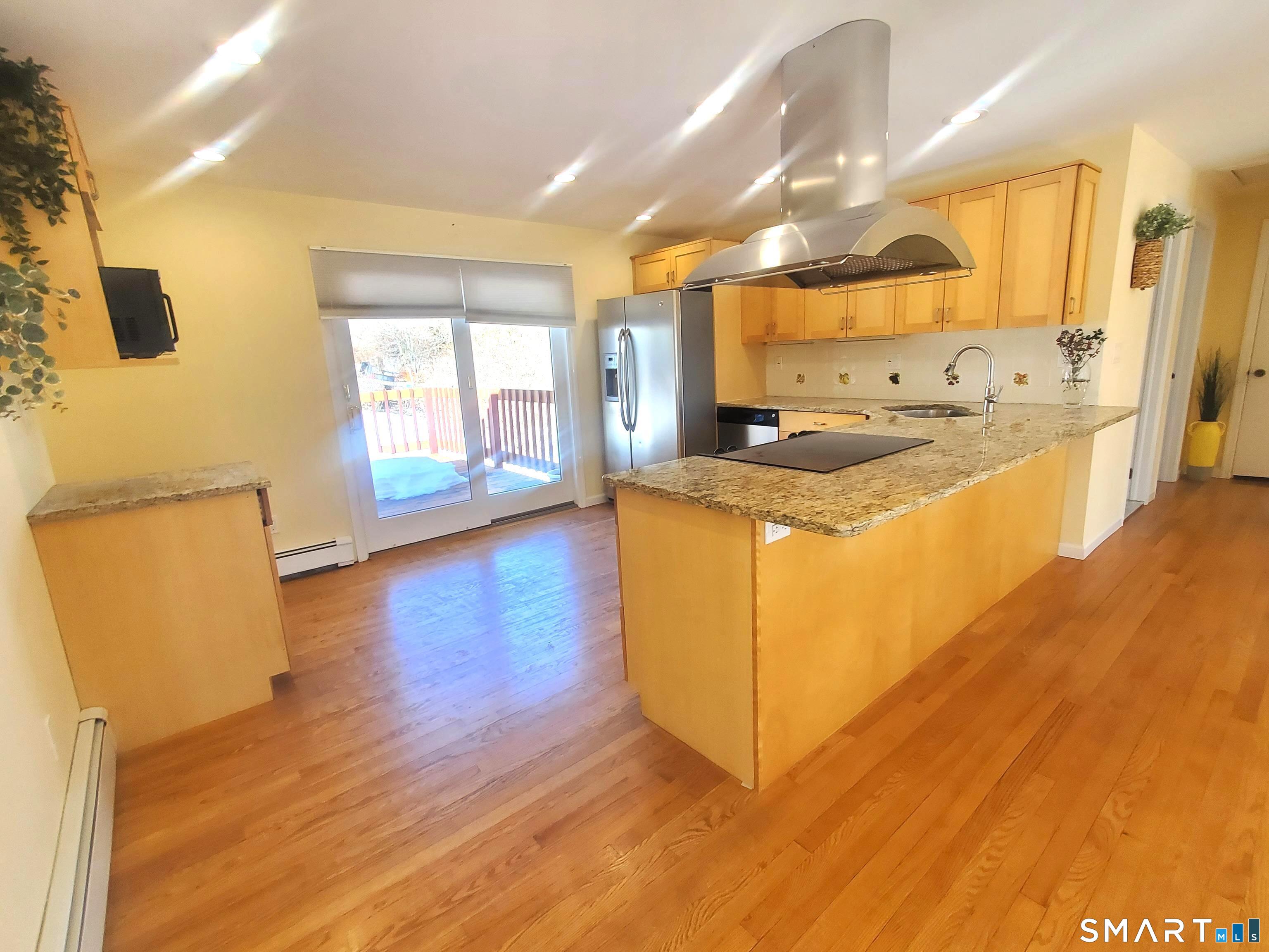 42 County Street Norwalk, CT 06851 - Photo 3 of 23