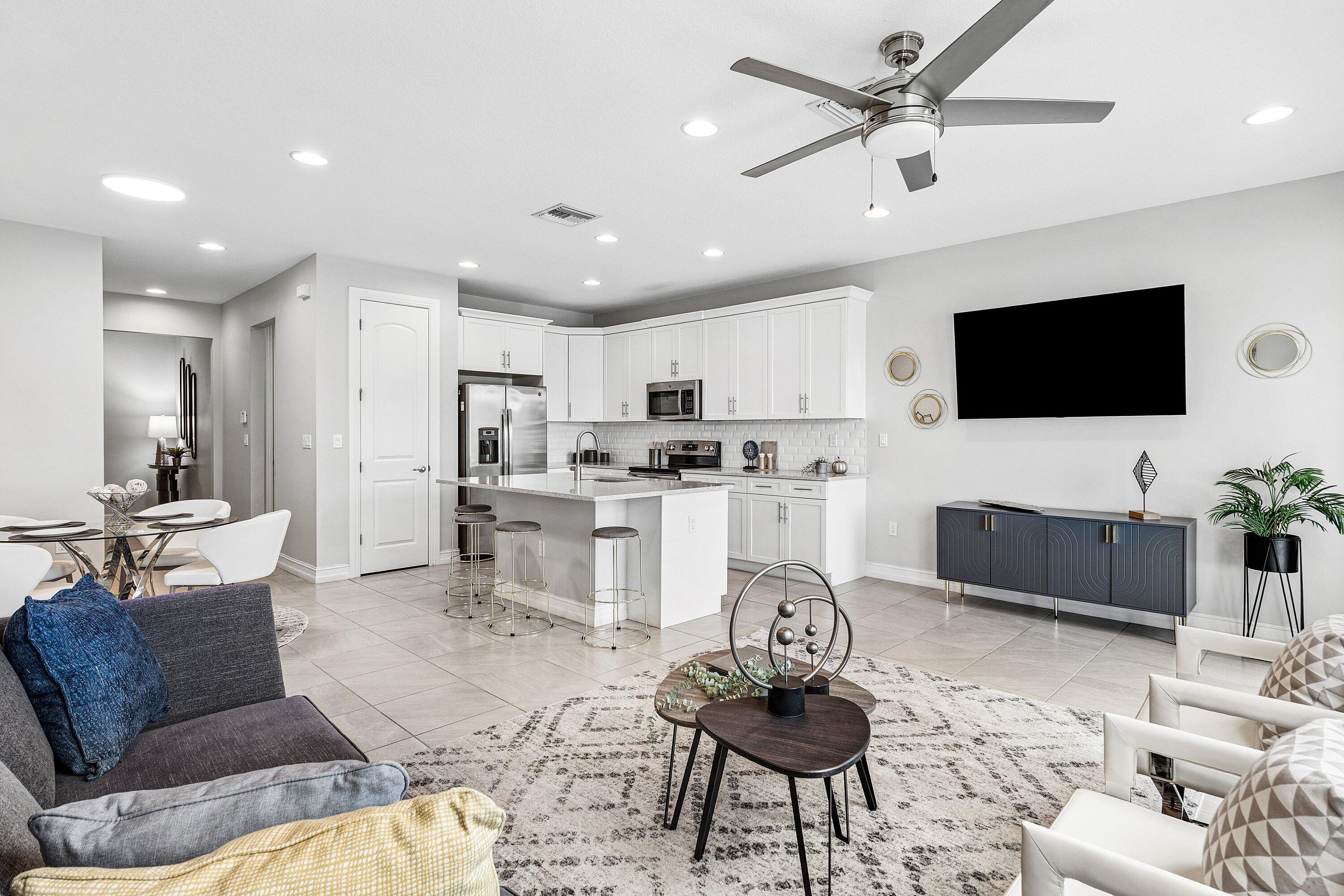 9928 Brickhill Drive Boca Raton, FL 33428 - Photo 9 of 24 013-9928BrickhillDrive-BocaRaton-FL-3342
