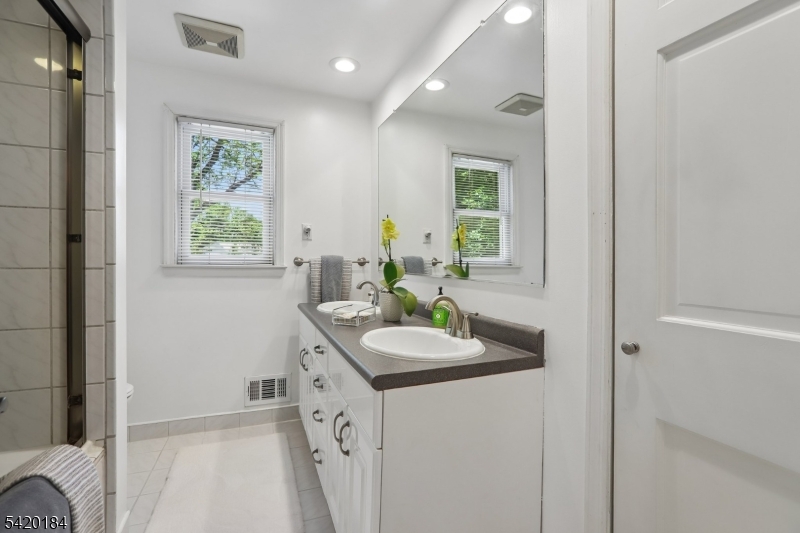 735 Radley Road Westfield, NJ 07090 - Photo 23 of 47