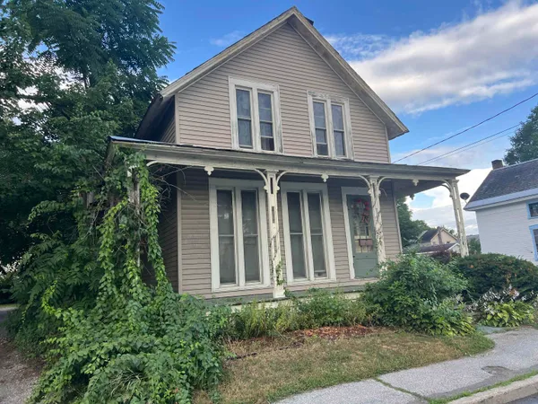 $129,000 | 9 Caernarvon Street, Fair Haven, VT 05743