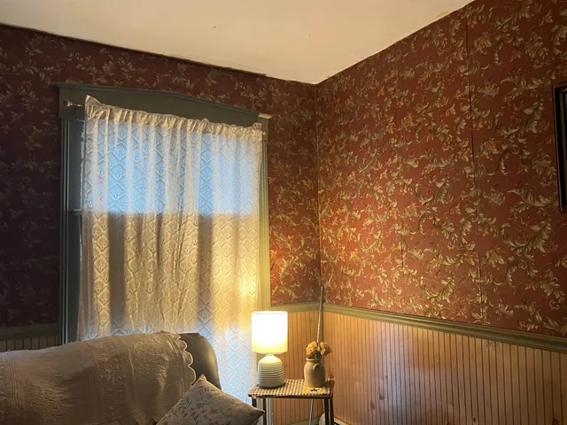 $134,000 | 9 Caernarvon Street, Fair Haven, VT 05743