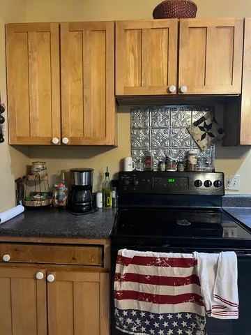 $134,000 | 9 Caernarvon Street, Fair Haven, VT 05743