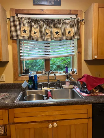 $134,000 | 9 Caernarvon Street, Fair Haven, VT 05743