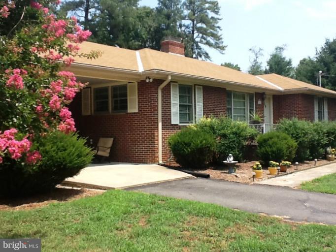 9443 Dahlgren Road King George, VA 22485 - Photo 22 of 30 Exterior (Front)