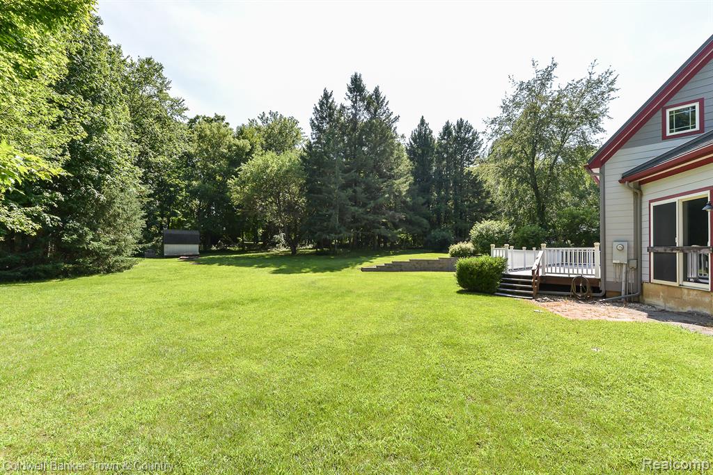 1550 Dutcher Road Howell, MI 48843 - Photo 6 of 77