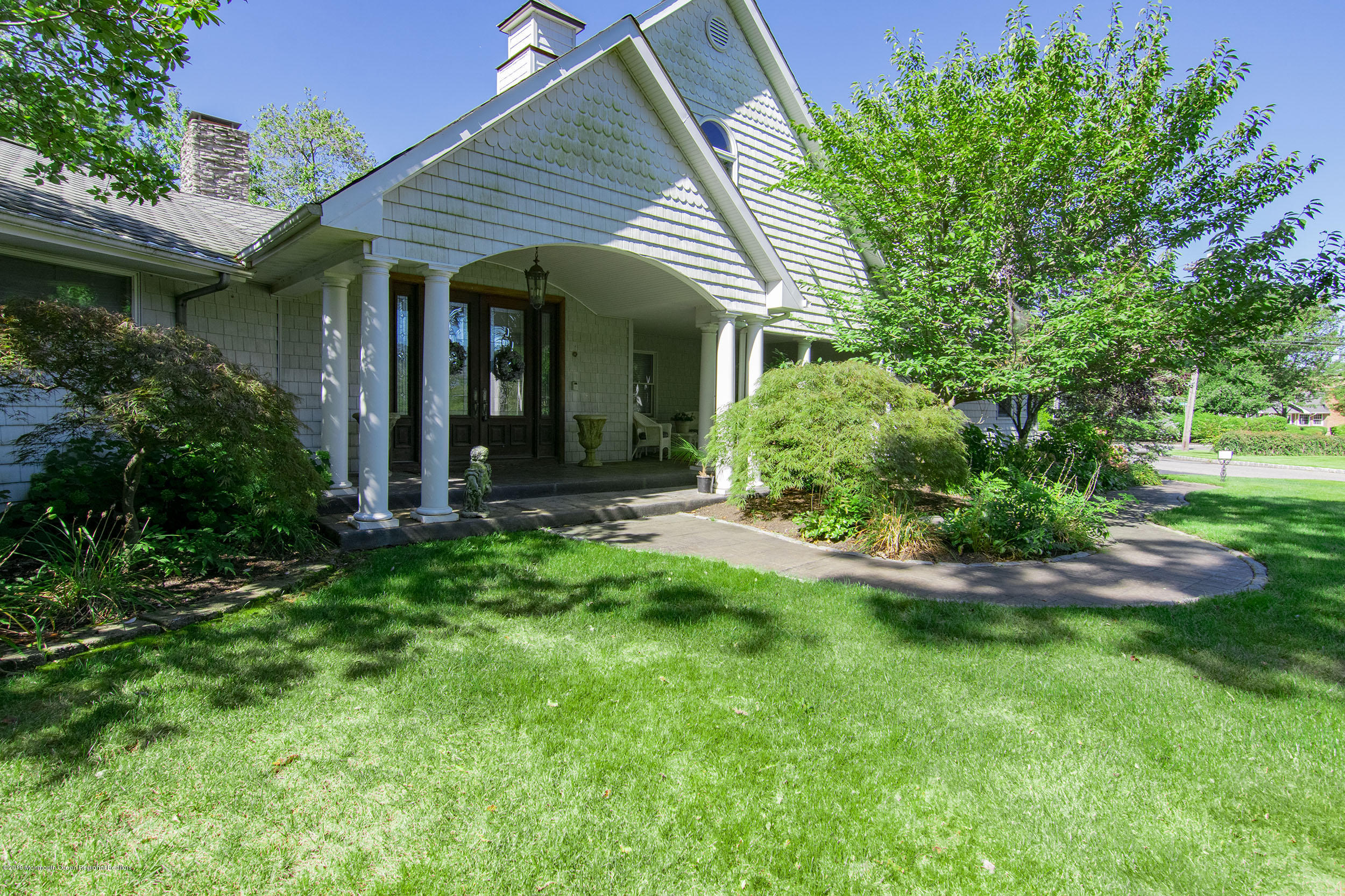89 Flag Point Road Toms River, NJ 08753 - Photo 4 of 36 Front Porch 1