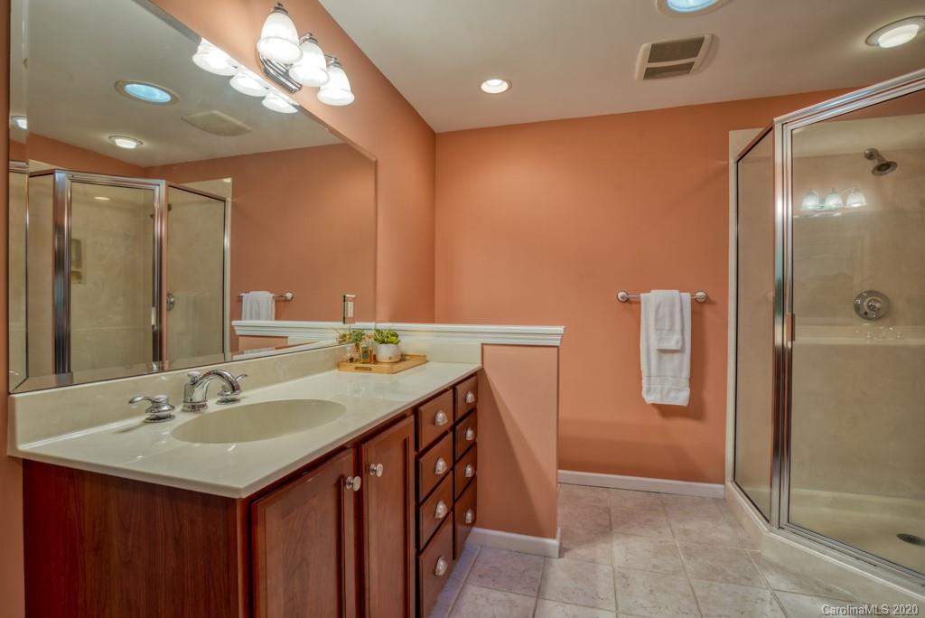 482 Cut Away Road Lake Lure, NC 28746 - Photo 15 of 48 Gallery Image 15