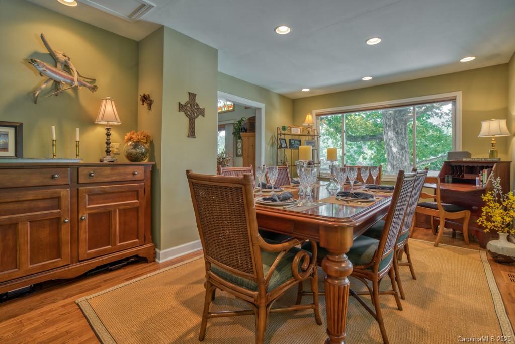 482 Cut Away Road Lake Lure, NC 28746 - Photo 5 of 48 Gallery Image 5