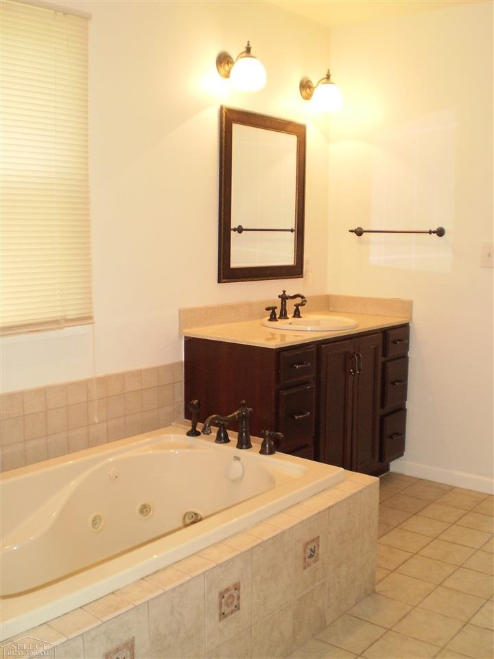 500 Townsend Road Leonard, MI 48367 - Photo 16 of 30