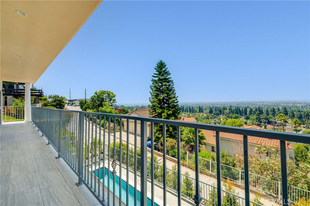 11837 Rideout Way Whittier, CA 90601 - Photo 42 of 44 a view of a balcony with city view