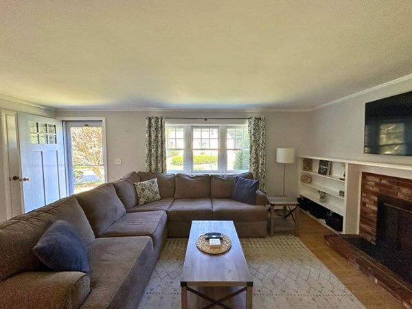 21 Nathans Way Barnstable, MA 02655 - Photo 9 of 24