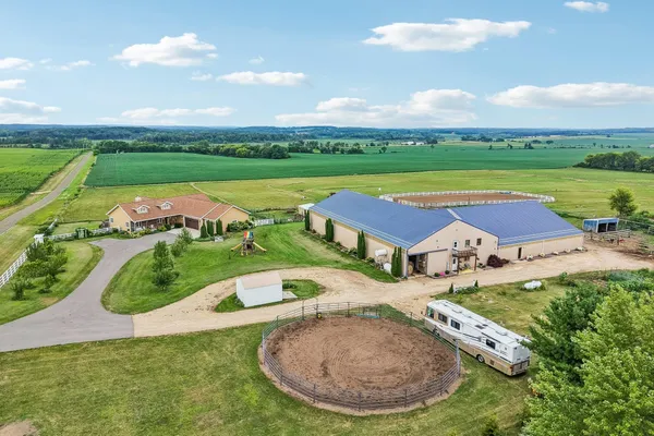 $1,950,000 | N3346 Anderson, Rio, WI 53960