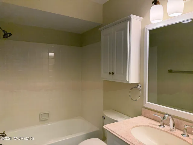 $2,850 | 597 Woodbine Lane, Lakewood, NJ 08701