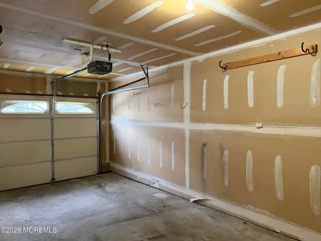 $2,850 | 597 Woodbine Lane, Lakewood, NJ 08701