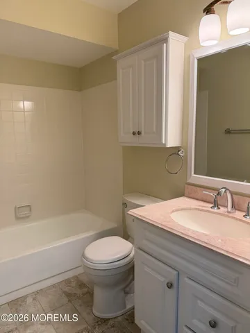 $2,850 | 597 Woodbine Lane, Lakewood, NJ 08701