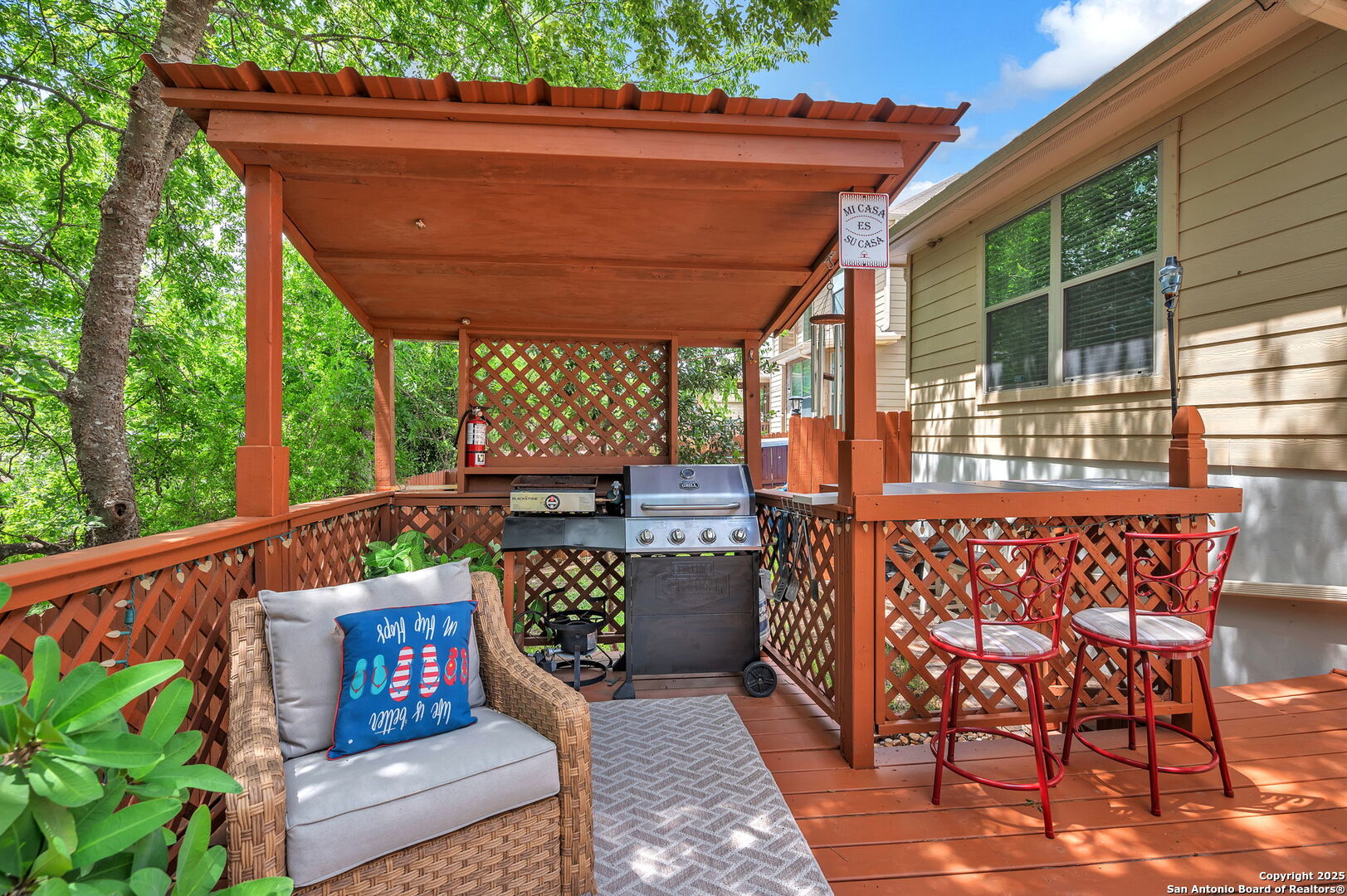 5809 Devonwood Street Schertz, TX 78108 - Photo 24 of 26 a view of an outdoor sitting area