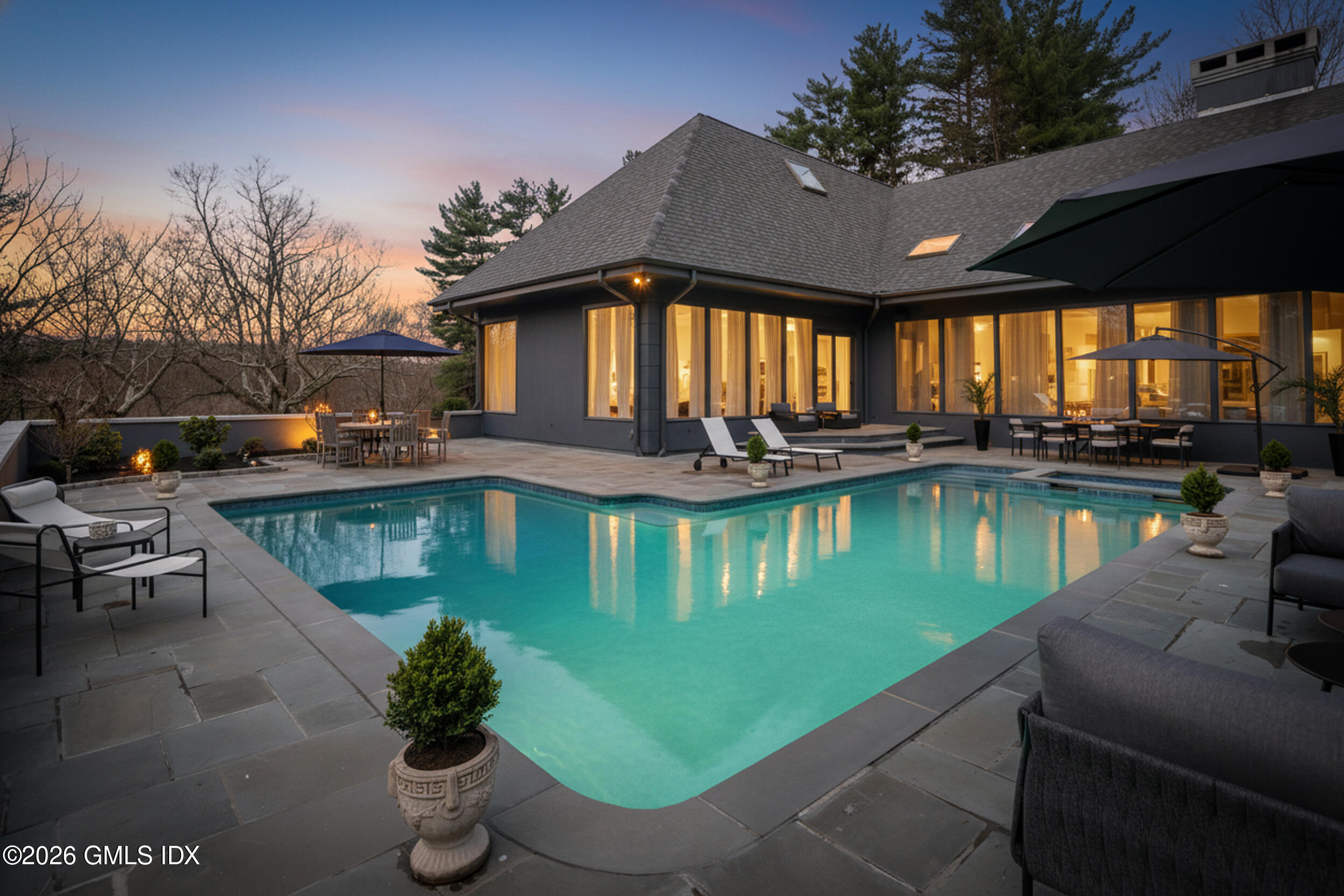 294 East Middle Patent Road Greenwich, CT 06831 - Photo 33 of 38 34