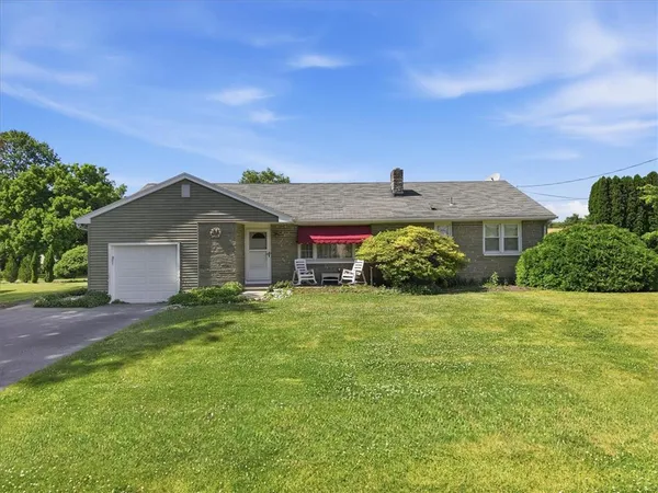 $365,000 | 3779 Sycamore Drive, Easton, PA 18045