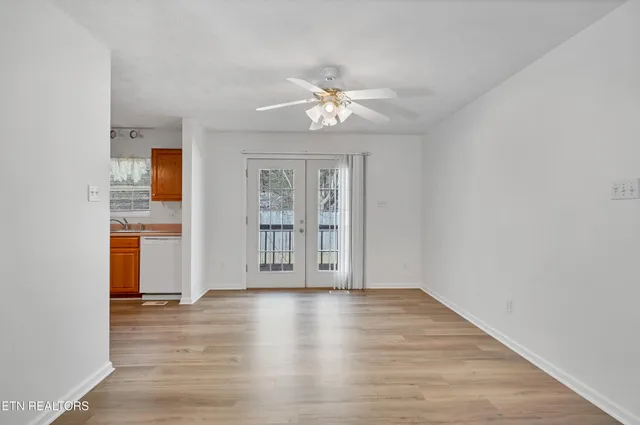 $349,900 | 5508 Old Walland Highway, Walland, TN 37886