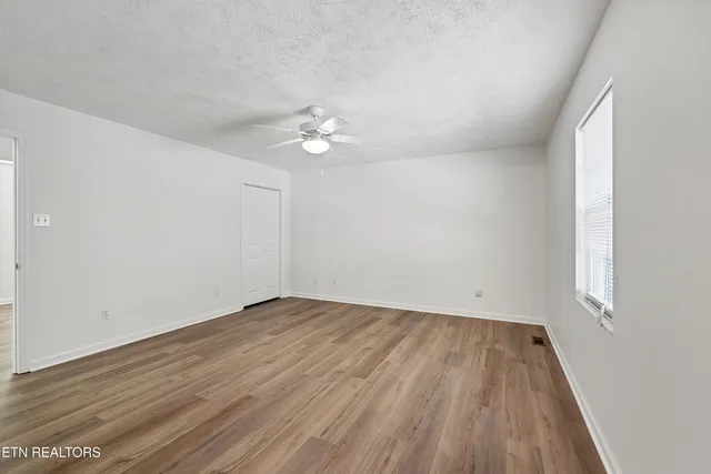 $309,900 | 5508 Old Walland Highway, Walland, TN 37886