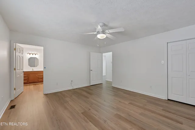 $349,900 | 5508 Old Walland Highway, Walland, TN 37886