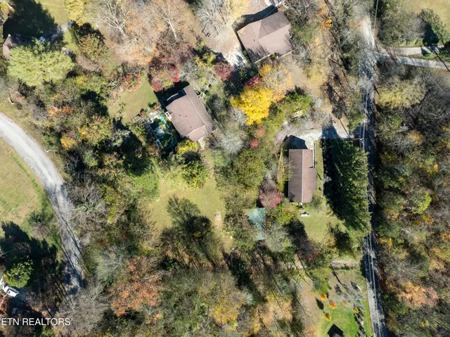 $349,900 | 5508 Old Walland Highway, Walland, TN 37886