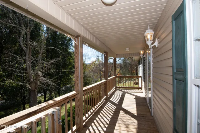 $309,900 | 5508 Old Walland Highway, Walland, TN 37886