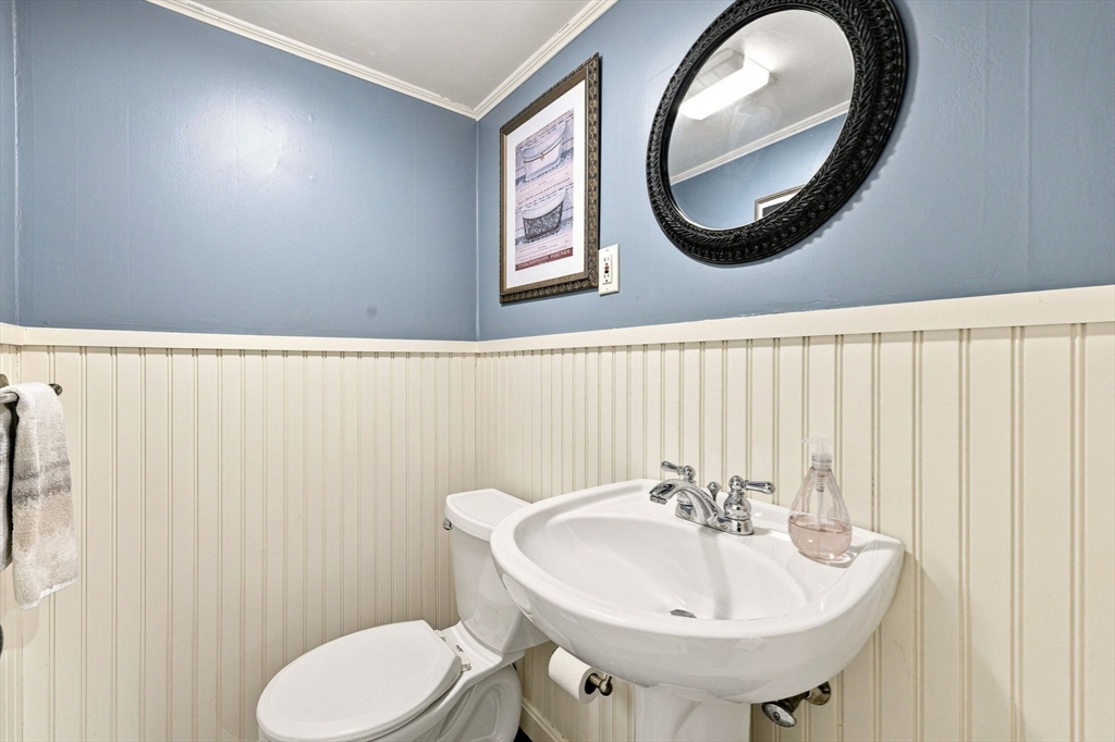 62 Walnut Road Hamilton, MA 01982 - Photo 27 of 34 Gallery Image 27
