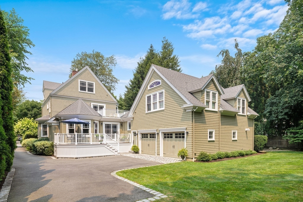 26 Sewall Street Newton, MA 02465 - Photo 2 of 26