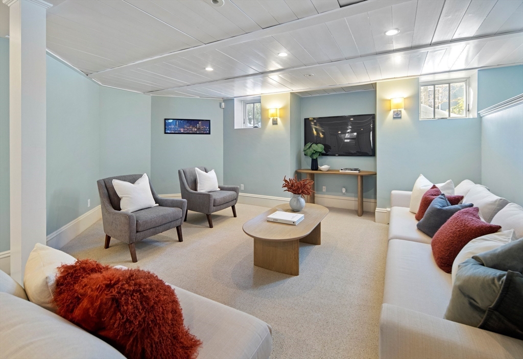 26 Sewall Street Newton, MA 02465 - Photo 21 of 26