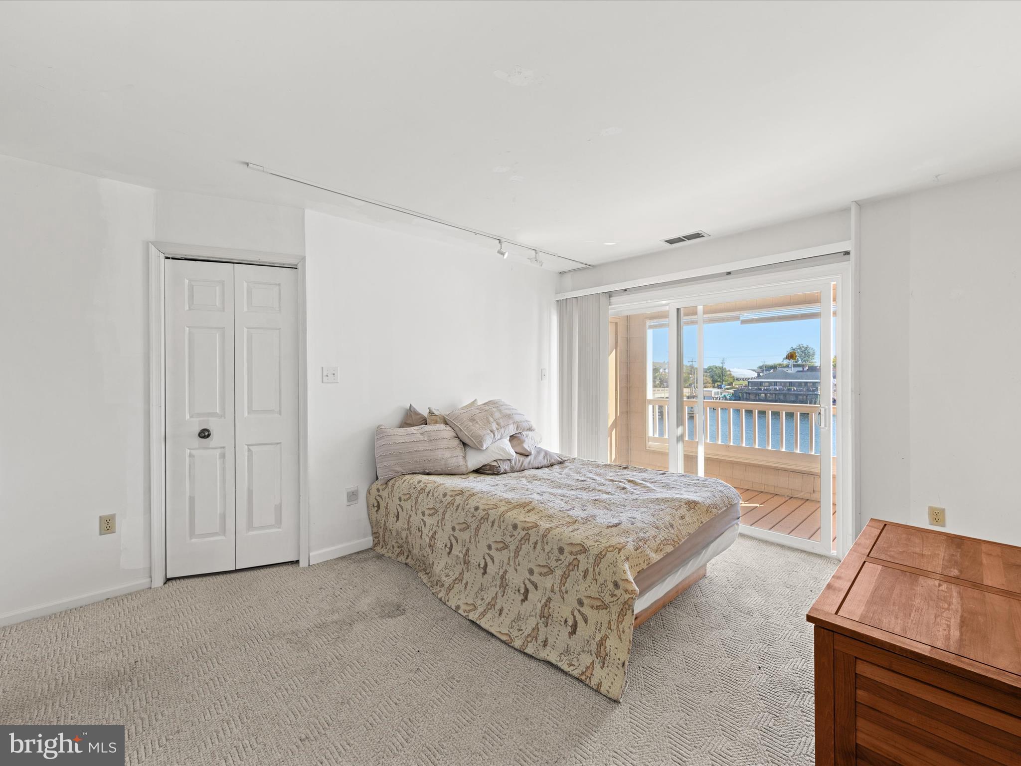 220 Market Square, Unit 4C Cambridge, MD 21613 - Photo 34 of 55