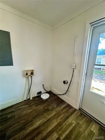 $99,400 | 406 West Gladys Street, Sikeston, MO 63801