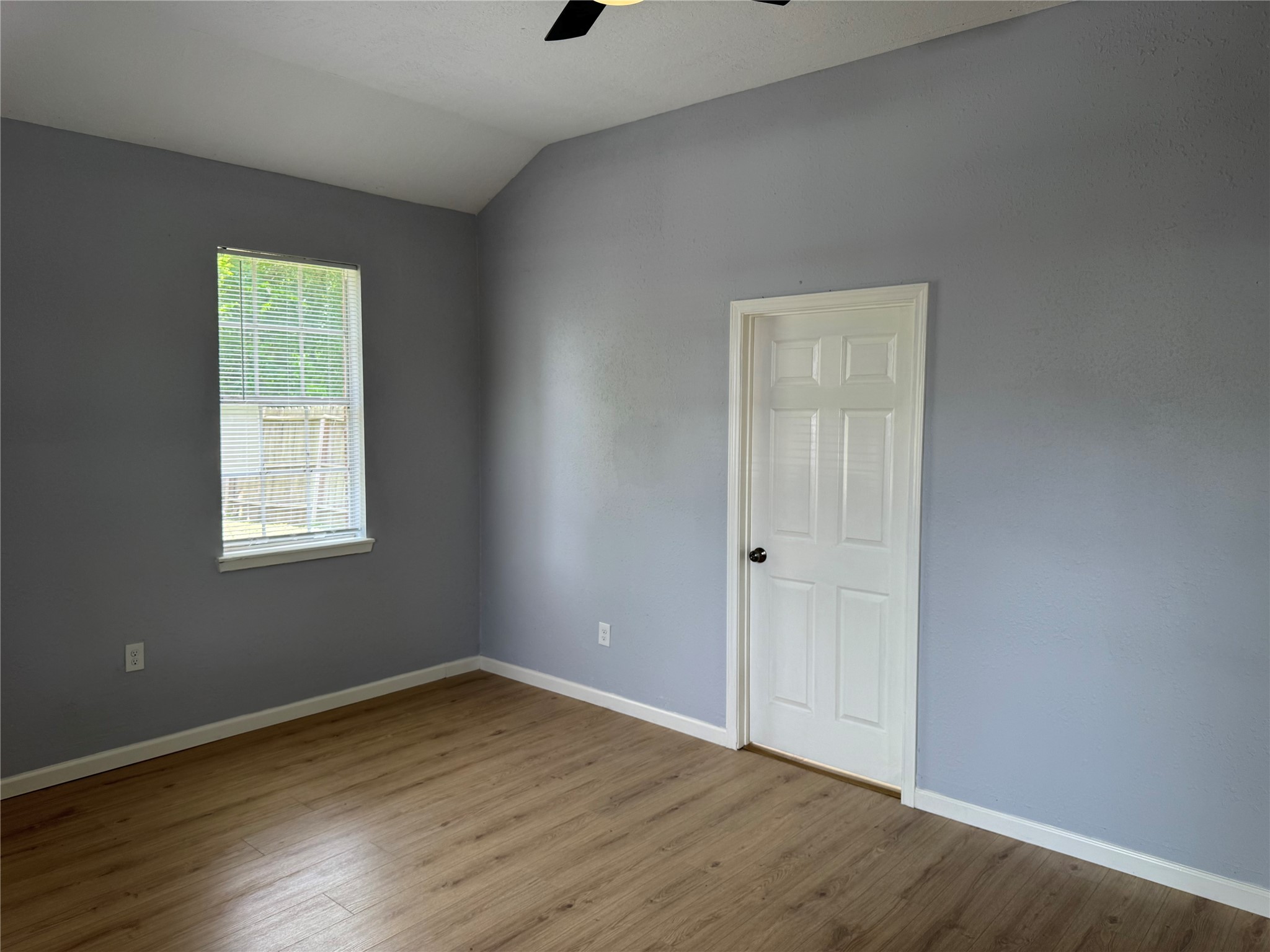 7210 Wileyvale Road, Unit A Houston, TX 77016 - Photo 4 of 10 Bedroom