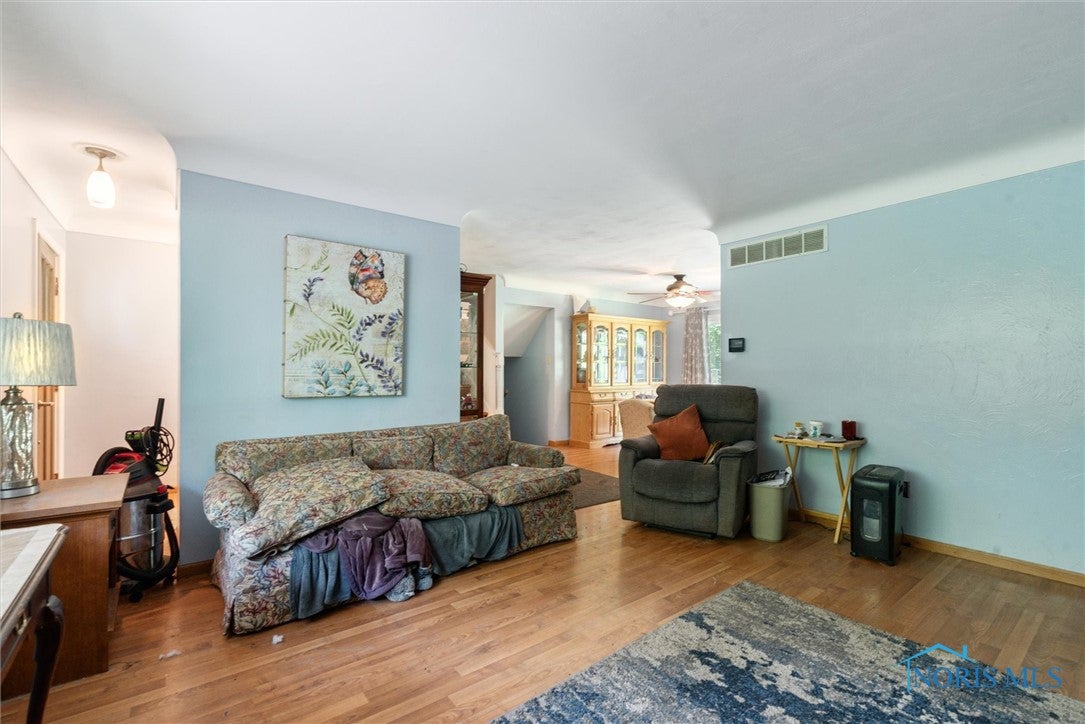 7948 Holstein Road Toledo, OH 43617 - Photo 11 of 39 Gallery Image 11