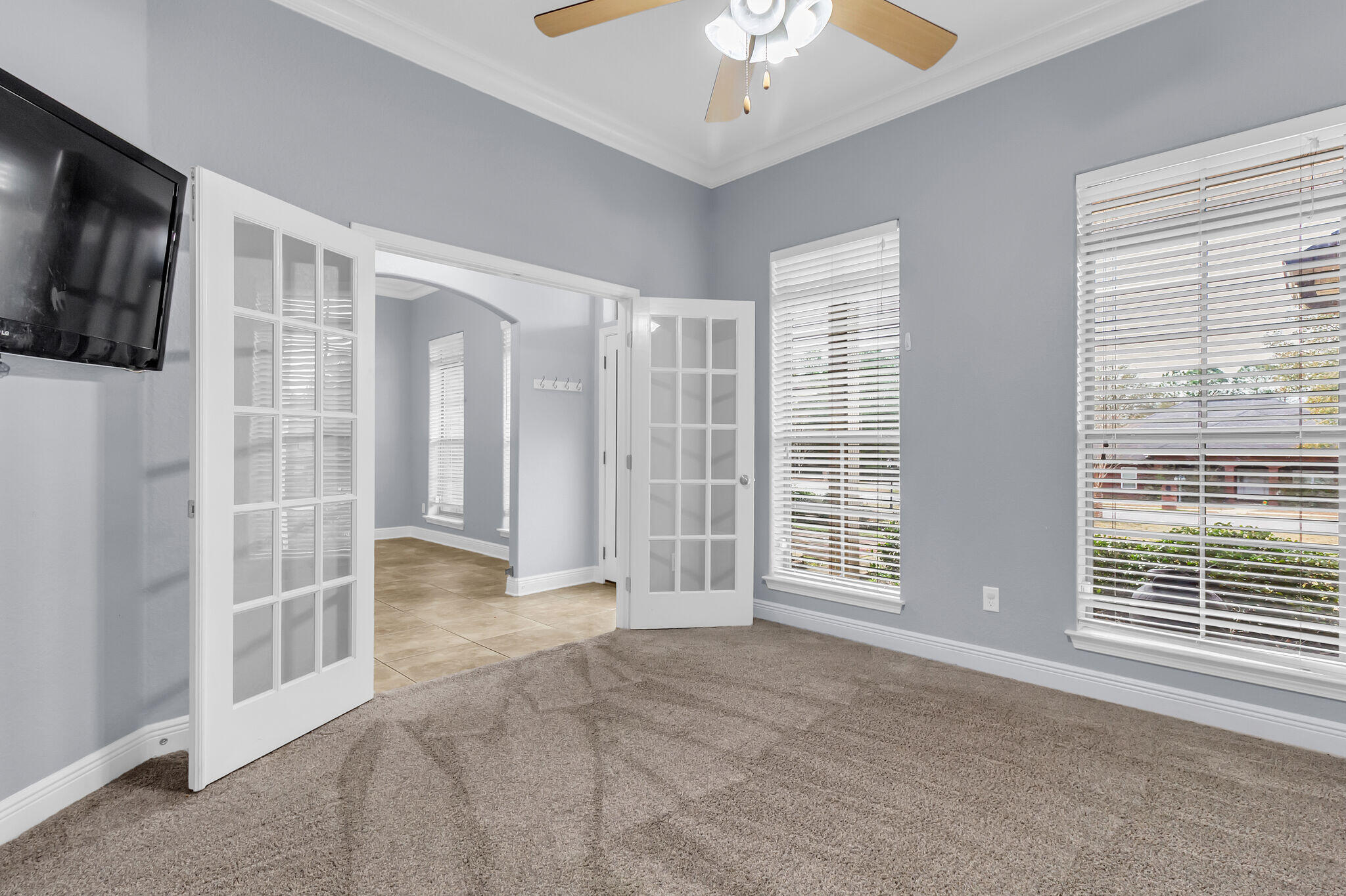 6181 Hummingbird Lane Crestview, FL 32536 - Photo 10 of 46 a view of an empty room with a window