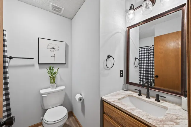 $309,900 | 17700 71st Avenue North, Maple Grove, MN 55311