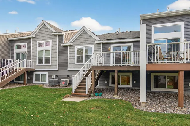 $309,900 | 17700 71st Avenue North, Maple Grove, MN 55311